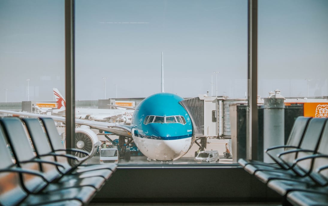 KLM connections at Amsterdam Schiphol