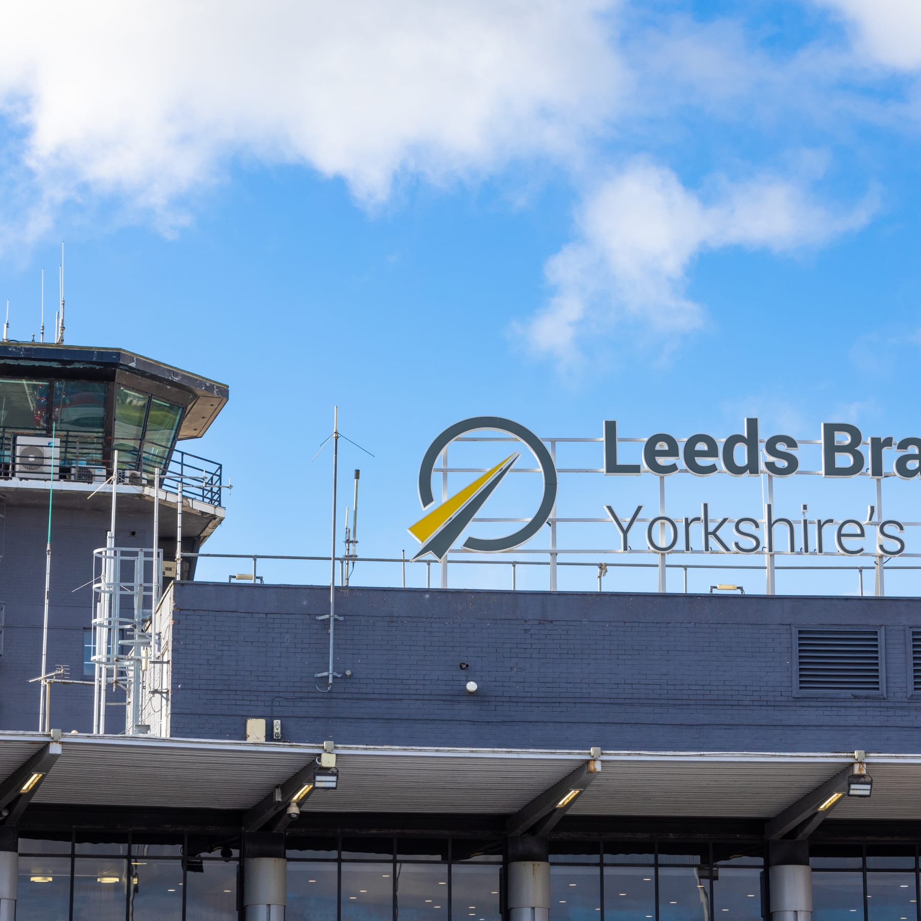 Smoking at the airport | Leeds Bradford Airport