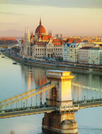 Parliament and Chain Bridge