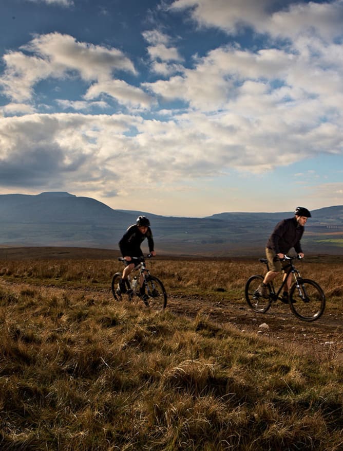 Riding the Pennine Bridleway